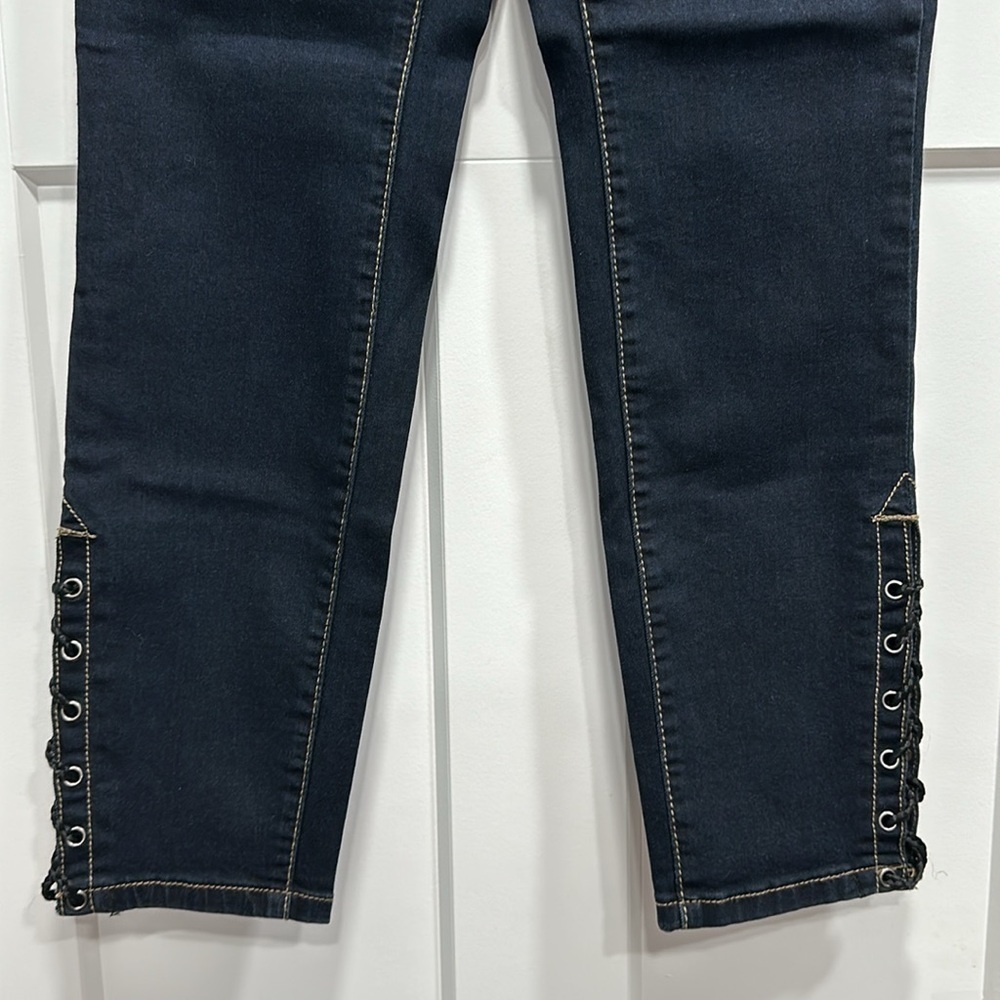 Dark Wash Cropped With Lace-Up Size 6 - Picture 6 of 8
